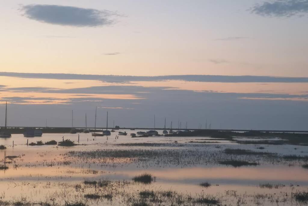 Blakeney Norfolk Bramble Lodge ***Self Catering*** Экстерьер фото